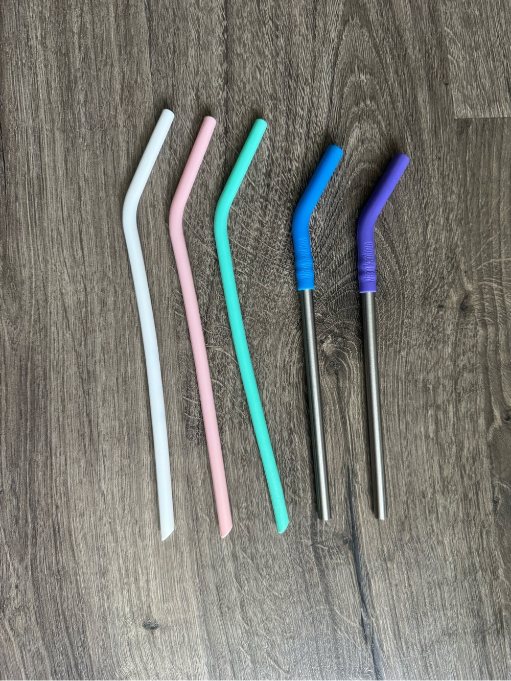 Silicone and Metal Straws